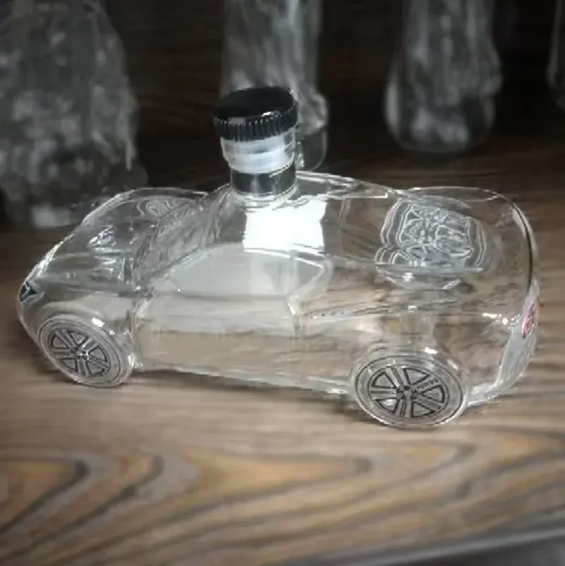 زجاجة ويسكي على شكل سيارة شرطة - مراجعة Wine Beer Liquor وسعره